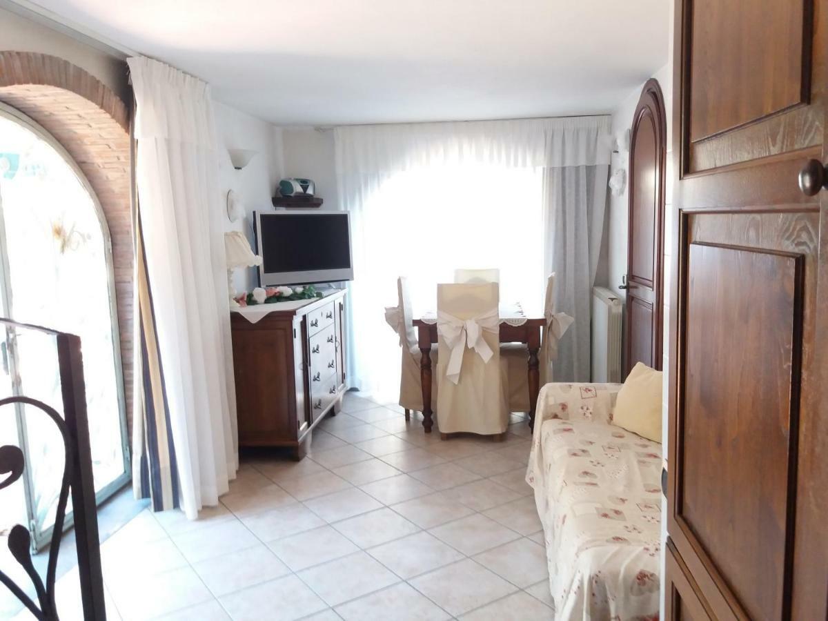 Raffinato Bilocale A Lido Di Camaiore Vicino Al Mare المظهر الخارجي الصورة